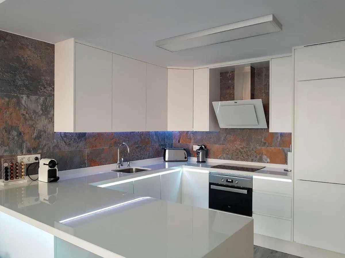 شقة كالاو سالفاجي  في Apartamento De Lujo- Vistas Incribles!